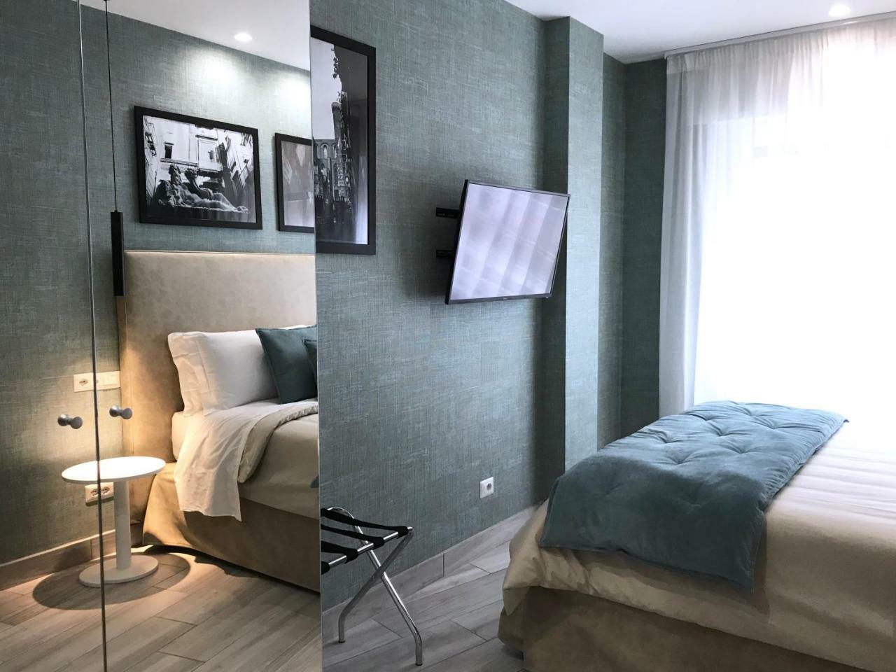 Brakko 45 Hotel Napels Buitenkant foto