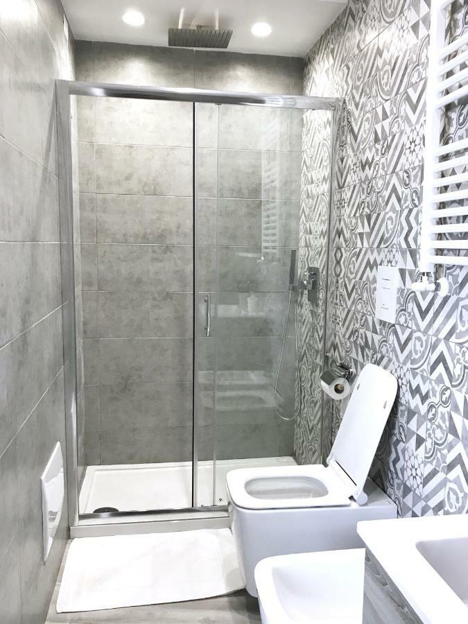 Brakko 45 Hotel Napels Buitenkant foto